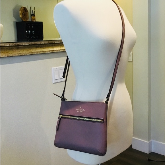 kate spade Handbags - 🍒Beautiful Kate spade bag